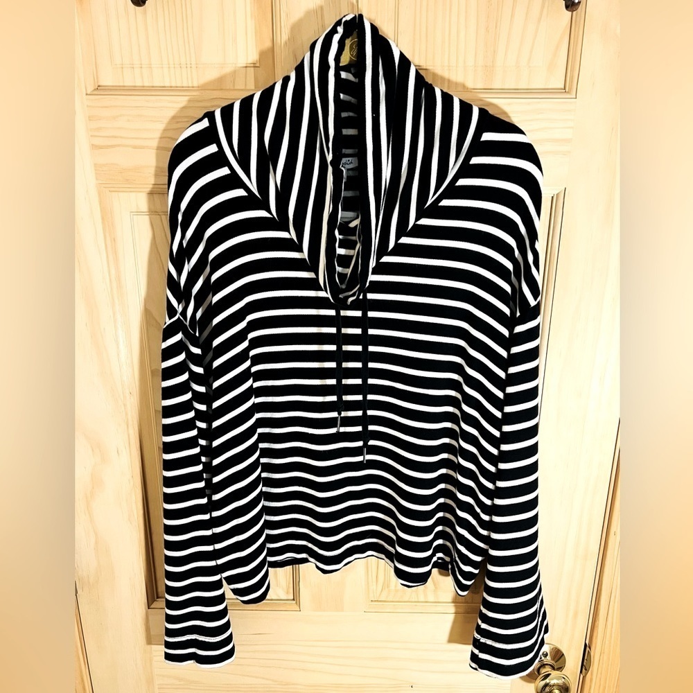 Splendid Oversized Funnel Neck Black and White Striped Crop Pullover Shirt Small
